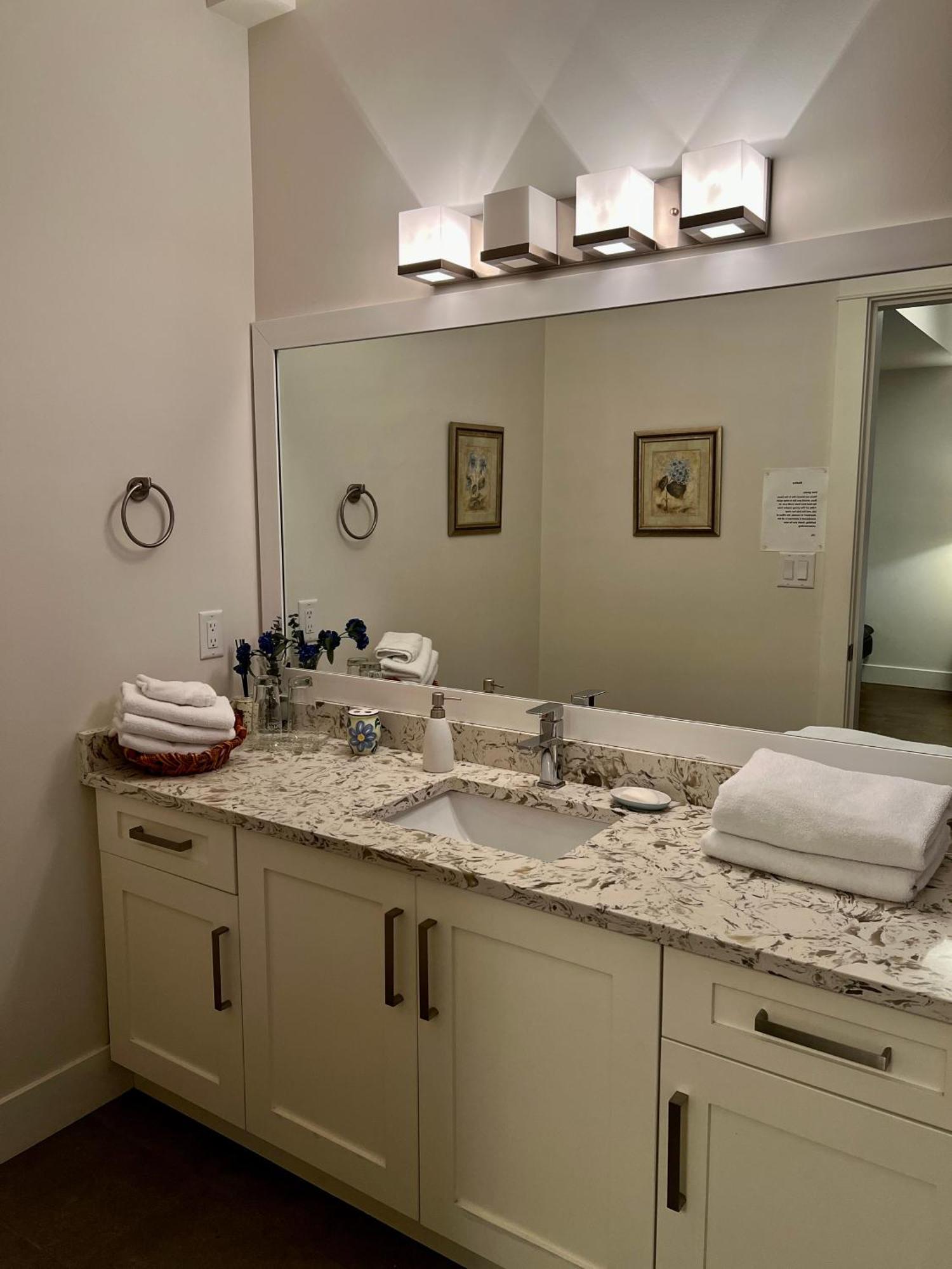 Ocean Melody Vacation Rooms Nanaimo Luaran gambar